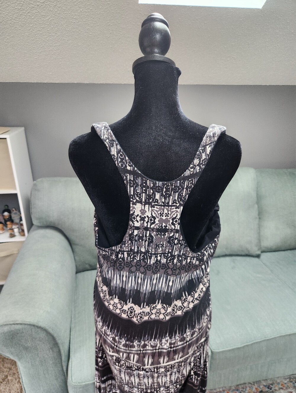 Athleta Black & White Patterned Sleeveless Maxi Dress XL Built In Bra - Picture 6 of 10